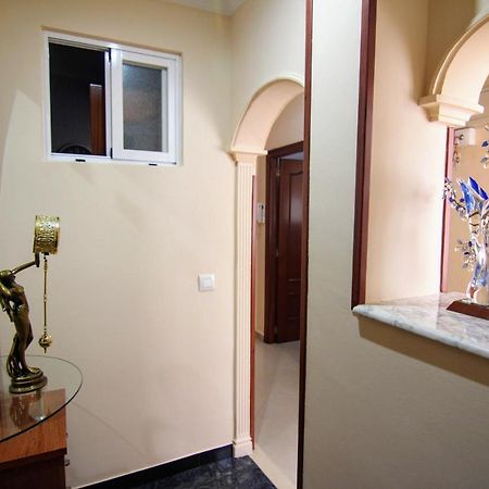 Apartamento Serafin De La Caleta كاديز المظهر الخارجي الصورة