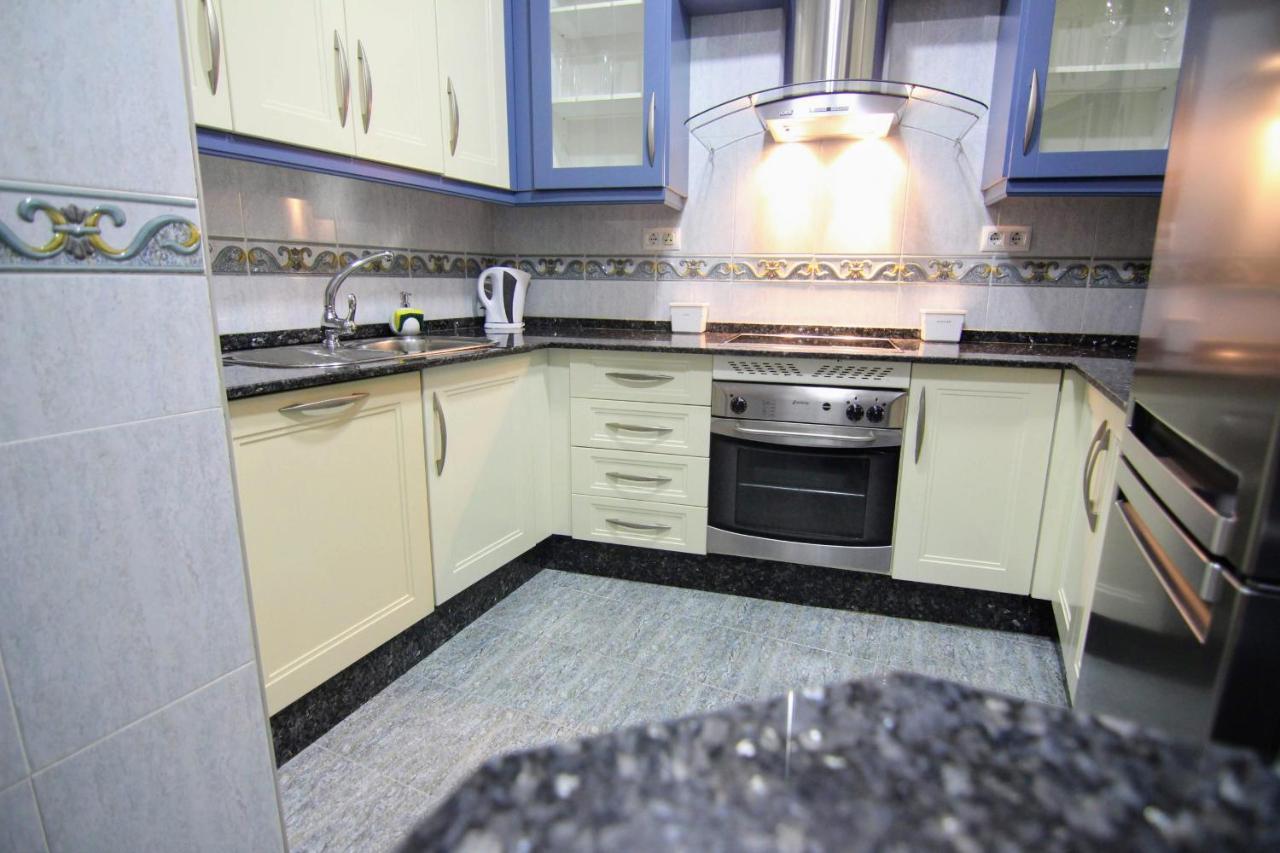 Apartamento Serafin De La Caleta كاديز المظهر الخارجي الصورة