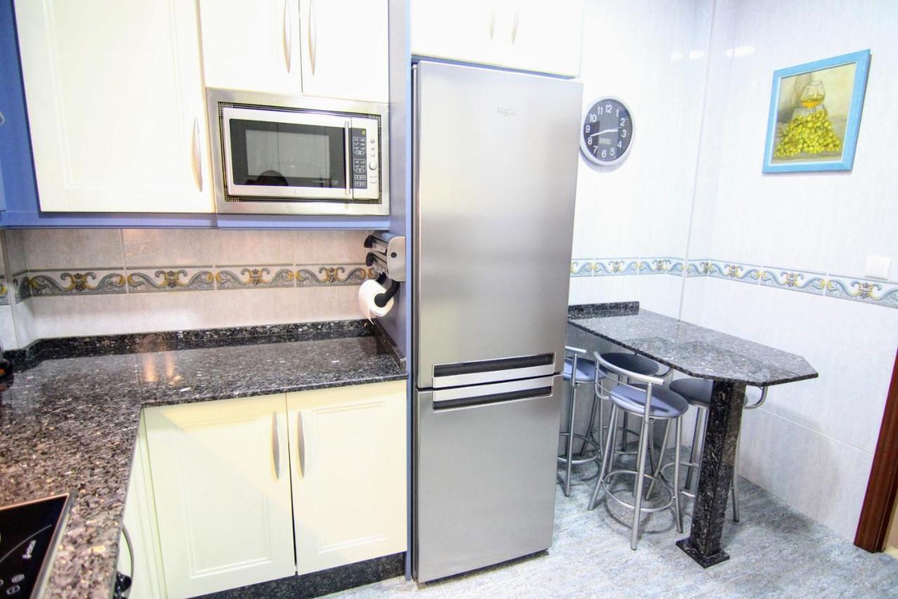 Apartamento Serafin De La Caleta كاديز المظهر الخارجي الصورة